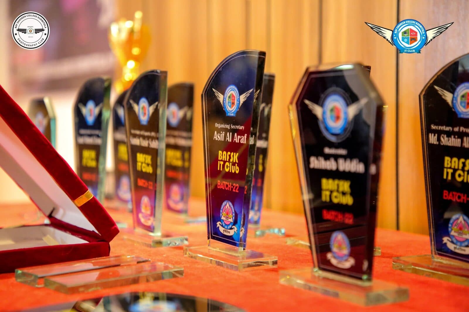 Trophies, e-sports and achievements