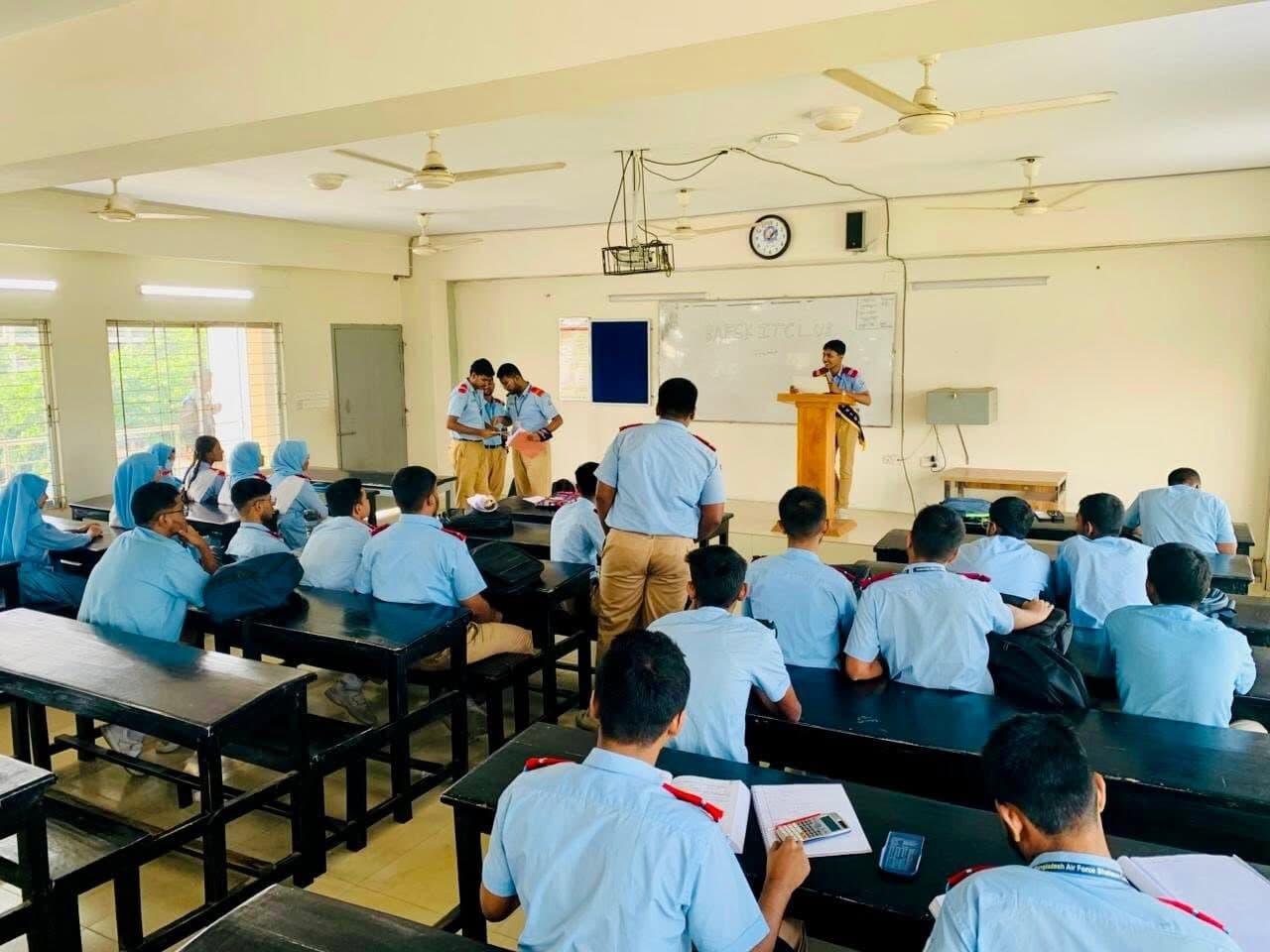 Seminar and orientation session